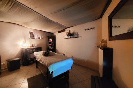 dharma centro estetico rivoli, depilazione definitiva, beauty farm, solarium, sauna, parrucchiere rivoli, estetica centri, ceretta, depilazione a cera, Massaggi, Trattamento Viso e Corpo, Benessere